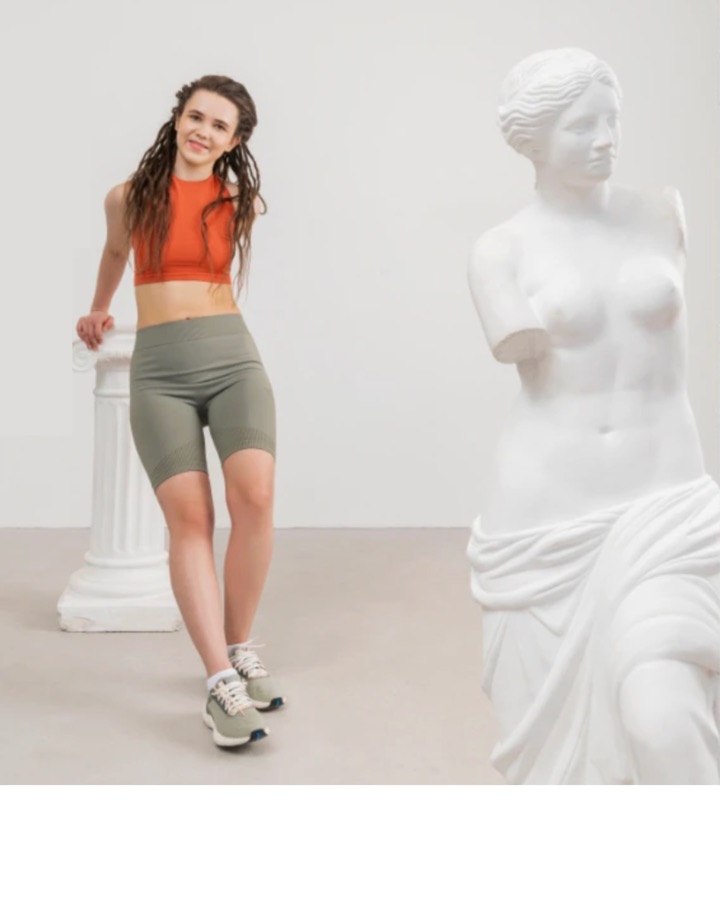 Sekta Bootcamp Classic key visual with classical statue